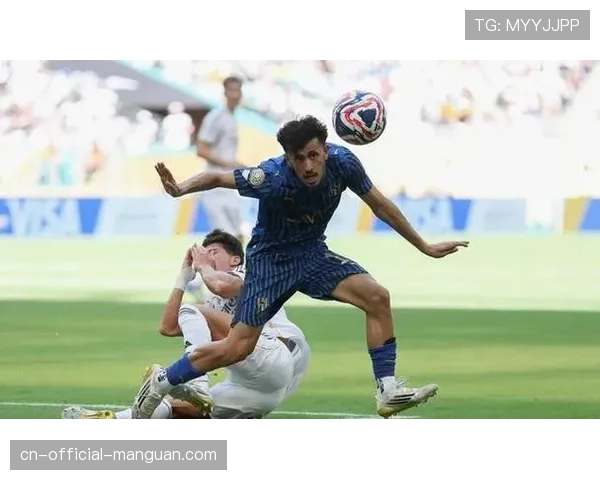 附加赛首回合:本菲卡主场迎战皇马,穆帅战术受关注 附加赛首回合:本菲卡主场迎战皇马,穆帅战术受关注